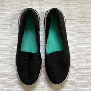 Lands End Women’s Slip On Sneakers